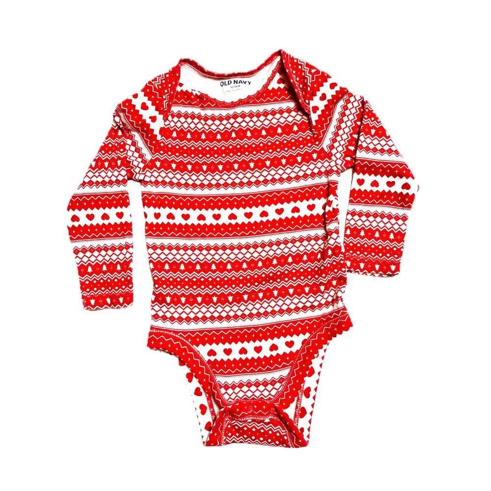 Old Navy bodysuit onesie 12-18m Christmas holiday tree hearts sweater pattern
